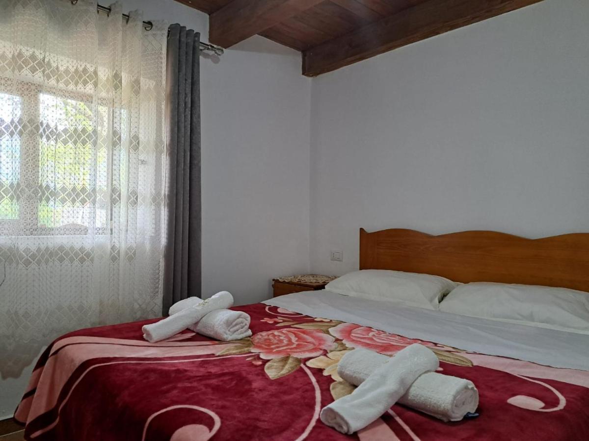Guesthouse Te Tata Theth Kültér fotó